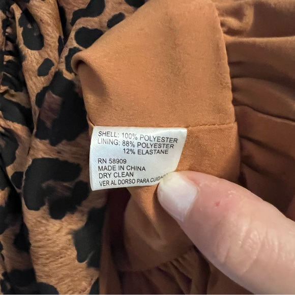 Gianni Bini Leopard V-Neck Tunic/Dress Small Wrap dress - Picture 13 of 13